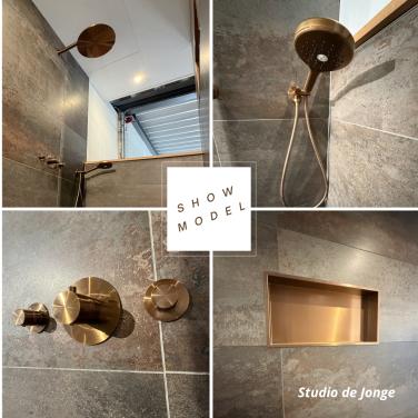 Showroom uitverkoop bij Studio de Jonge – Douche onderdelen