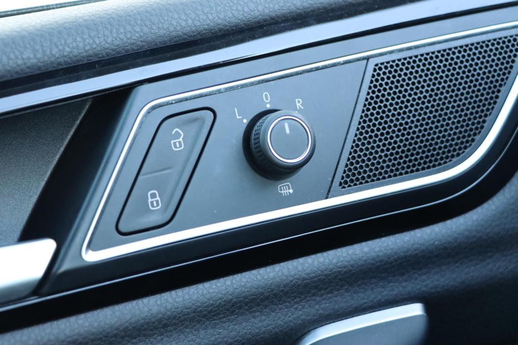 Volkswagen Golf Sportsvan 1.4 tsi business edition connected | adaptive | s