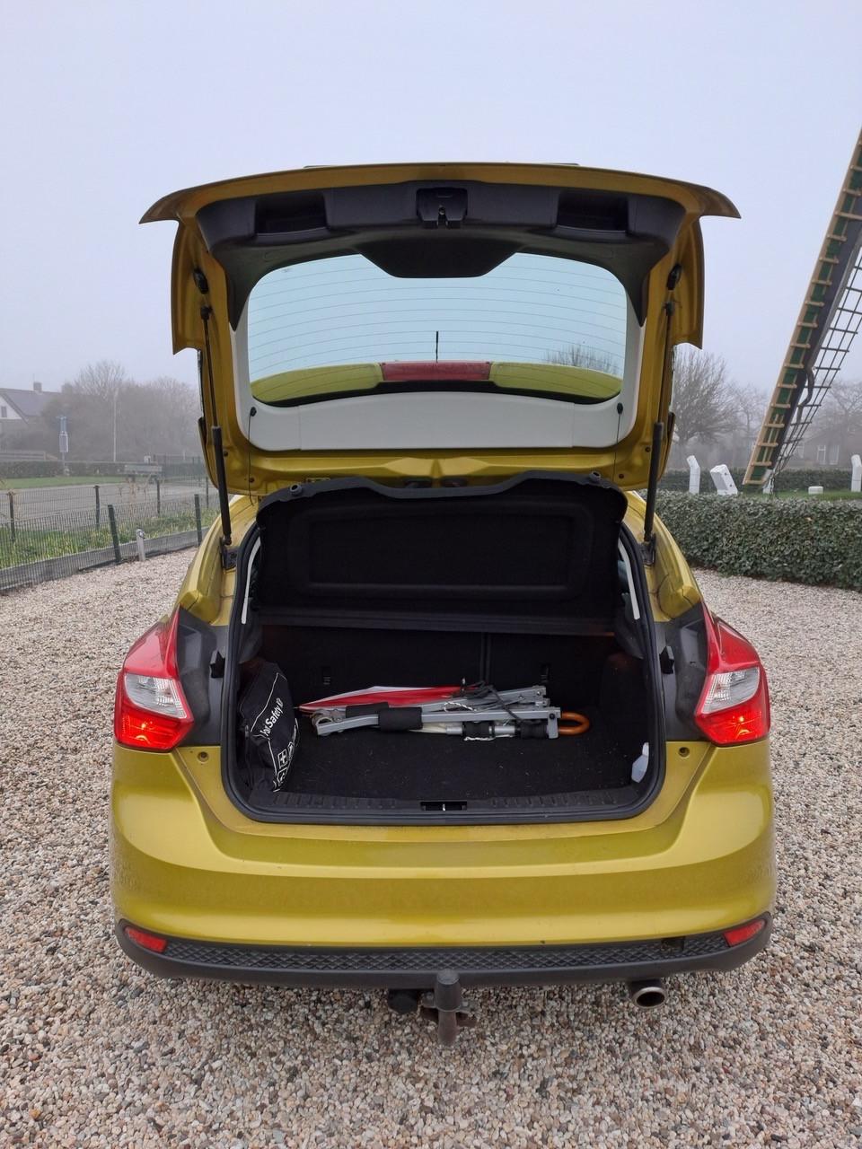 Ford Focus 2012 1.6L - Incl extra set winterbanden