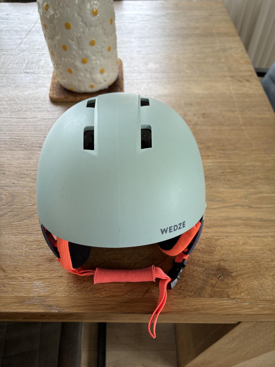 Ski/snowboardhelm