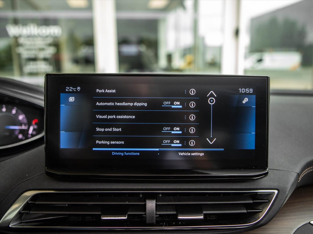 Peugeot 5008 1.2 puretech 130pk gt automaat | 7-zits | nappa leder | focal 