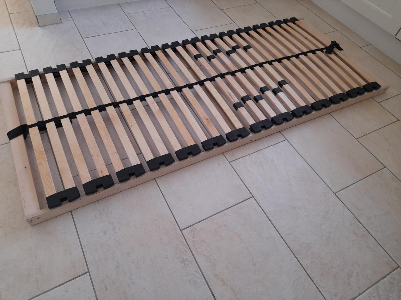 Lattenbodem 80 x 200 (in goede nette staat)