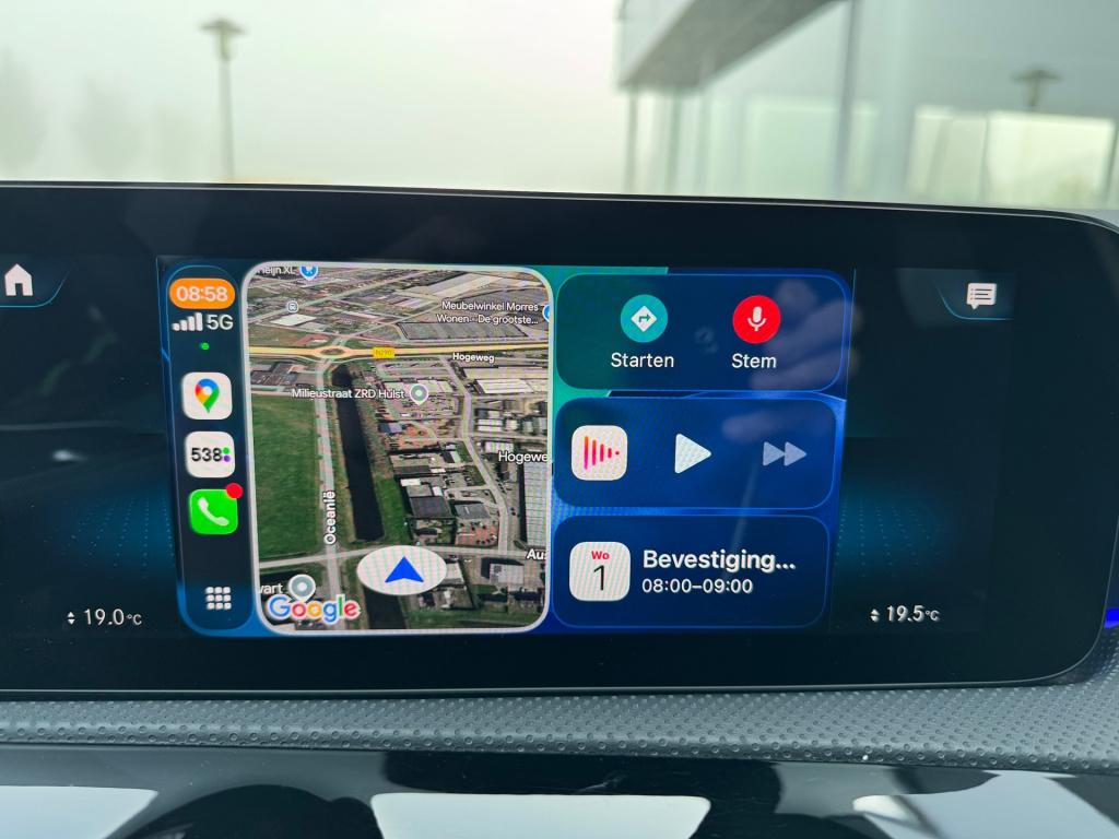 Mercedes-Benz A-Klasse 250 e business solution amg night limited automaat ,