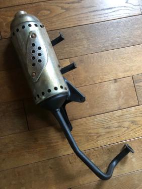 GY6 scooter uitlaat. 12” wielen