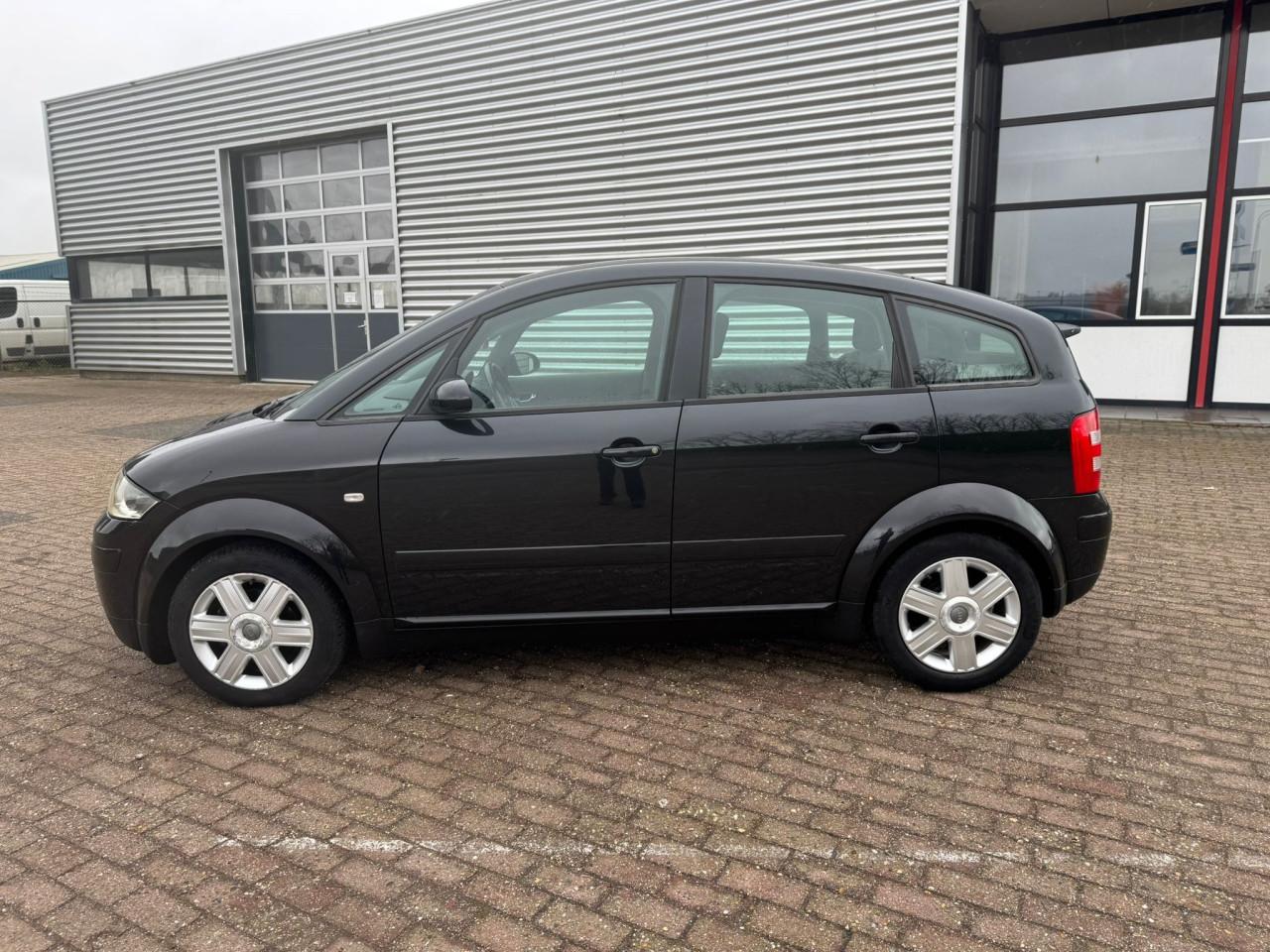 Audi a 2 bj 2001  1750 euro