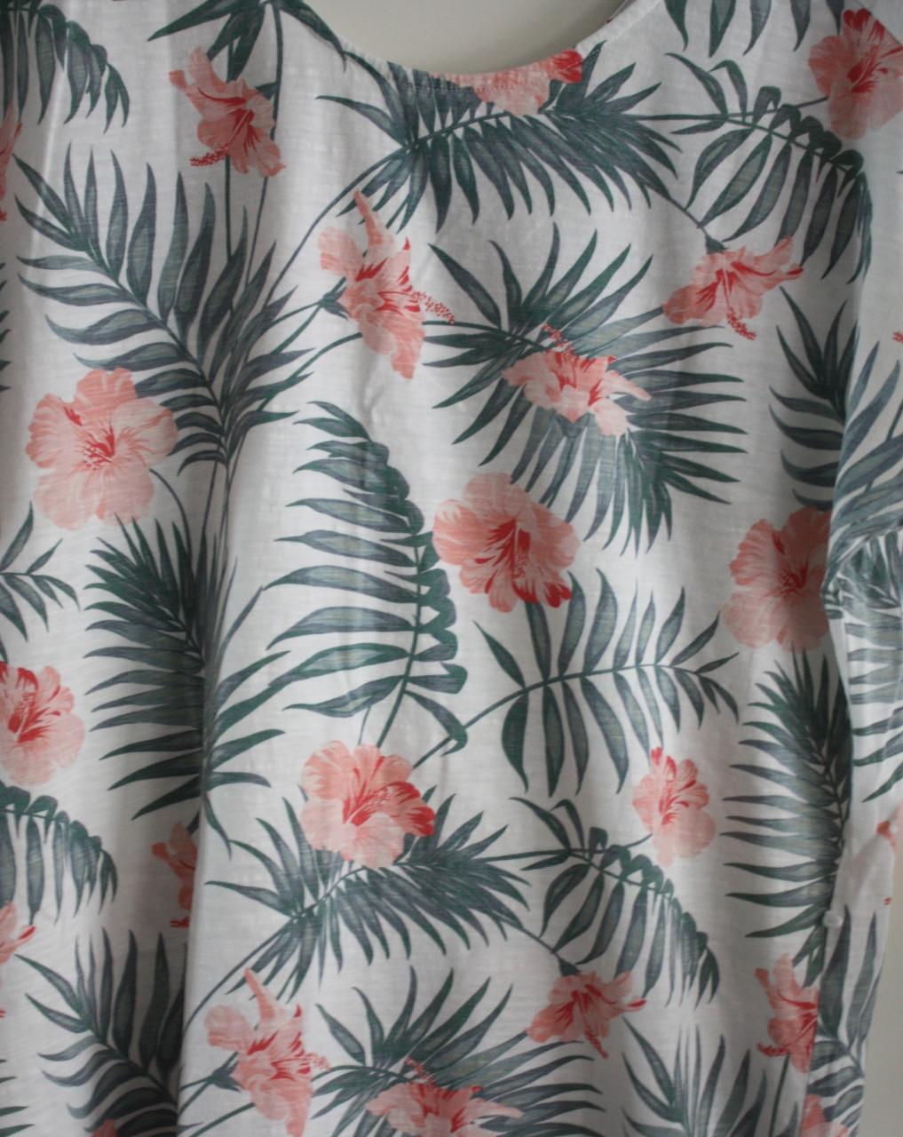 Jurk met tropische bladeren maat s