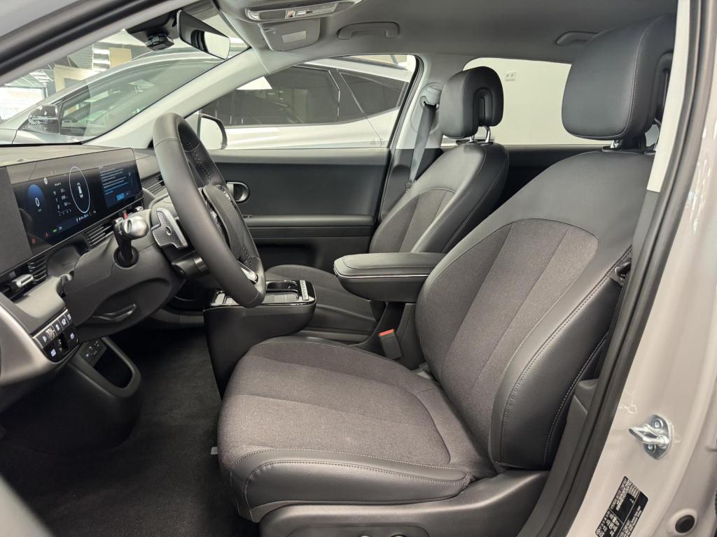 Hyundai Ioniq 5 long range pure edition 84 kwh
