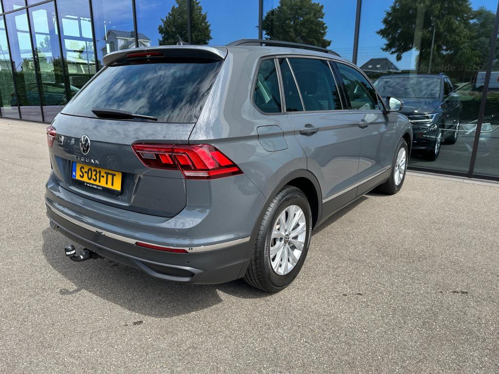 Volkswagen Tiguan 1.5 tsi 150pk dsg life | camera | trekhaak | navi | carpl