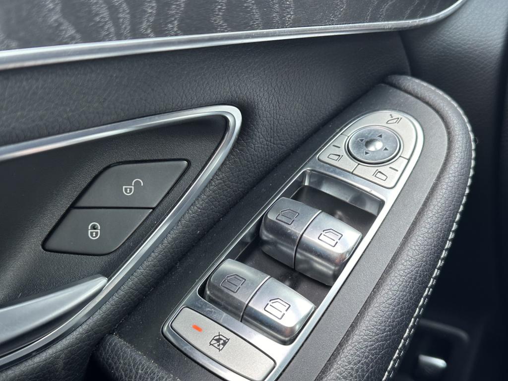 Mercedes-Benz Glc 250 4matic prestige l panoramadak l elektrische trekhaak 