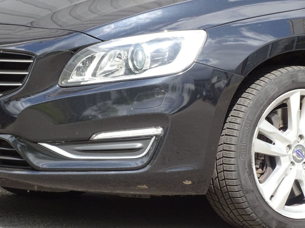 Volvo V60 2.4 d6 awd plug-in hybrid summum | xenon | leder | memory | pdc
