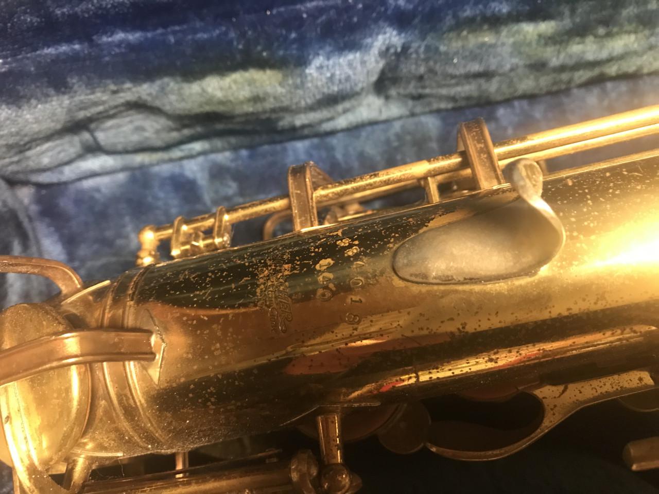 BUESCHER ARISTOCRAT altsaxofoon