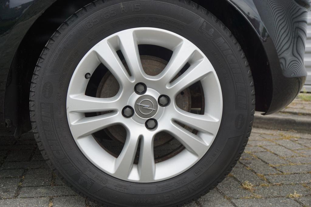 Opel Corsa 1.3 cdti ecoflex s/s cosmo airco / cruise / elektr. ramen / lm v