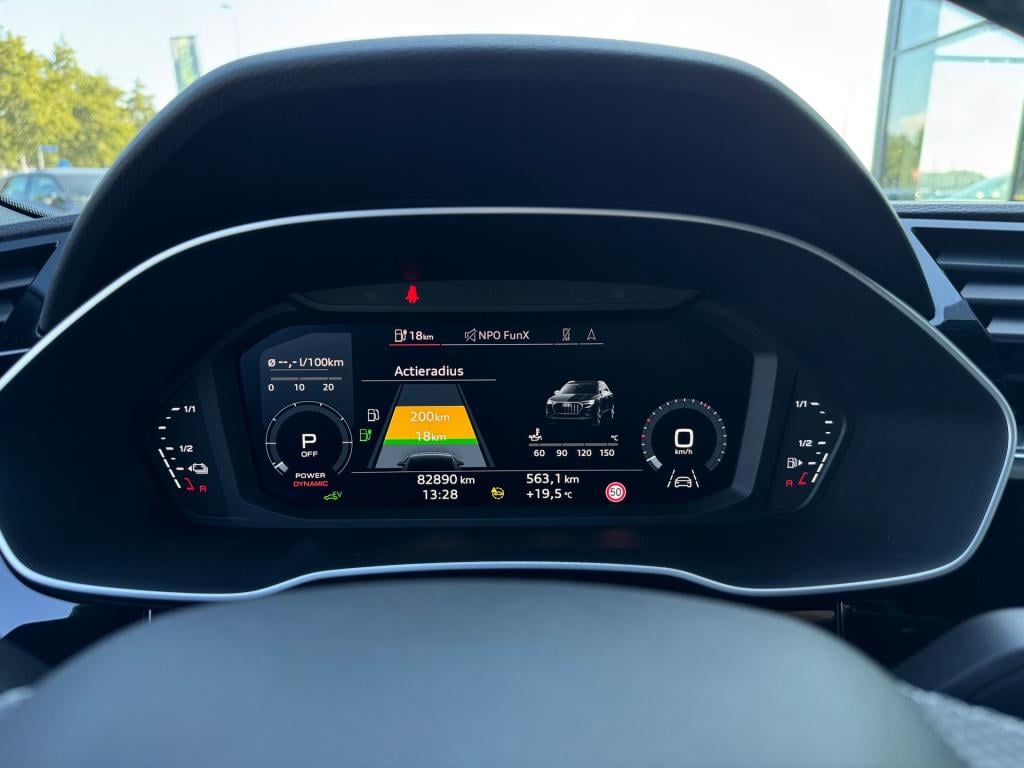 Audi Q3 45 tfsi e s edition * camera * matrix led * carplay