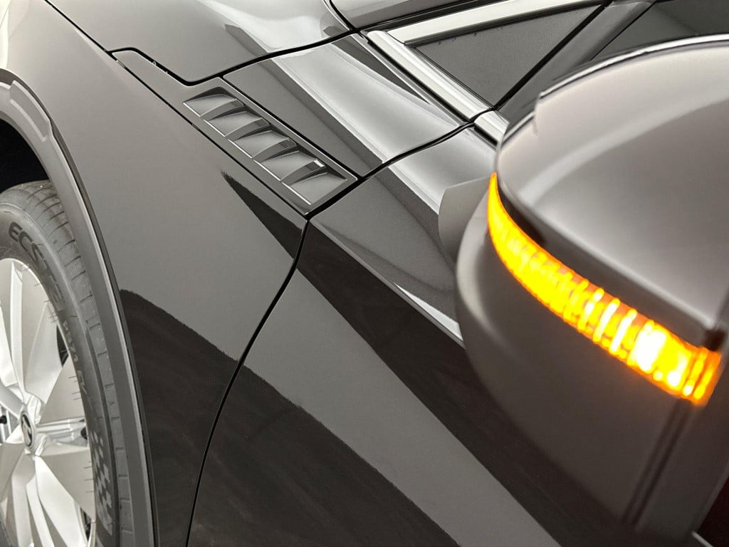 Skoda Elroq business edition elektromotor 210 kw / 286 pk suv