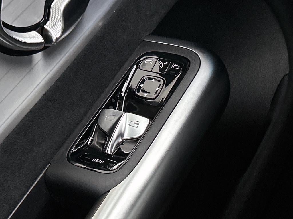 Mercedes-Benz Cla 250+ launch edition 85 kwh | multibeam led | panoramadak 