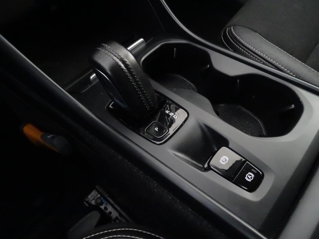 Volvo XC40 2.0 t4 momentum