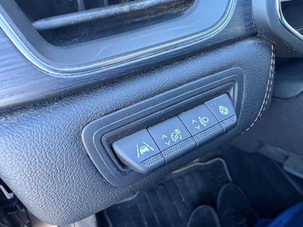 Renault Captur 1.3 tce 130 initiale paris