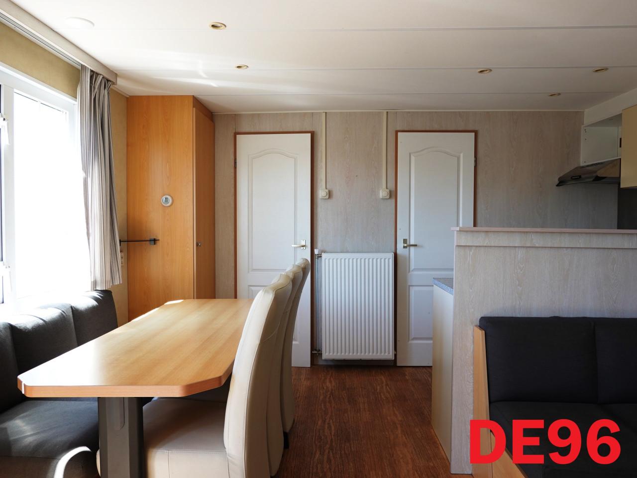 Keurig MAAT chalet met dubbel glas, 3 slk en centrale verwarming te koop