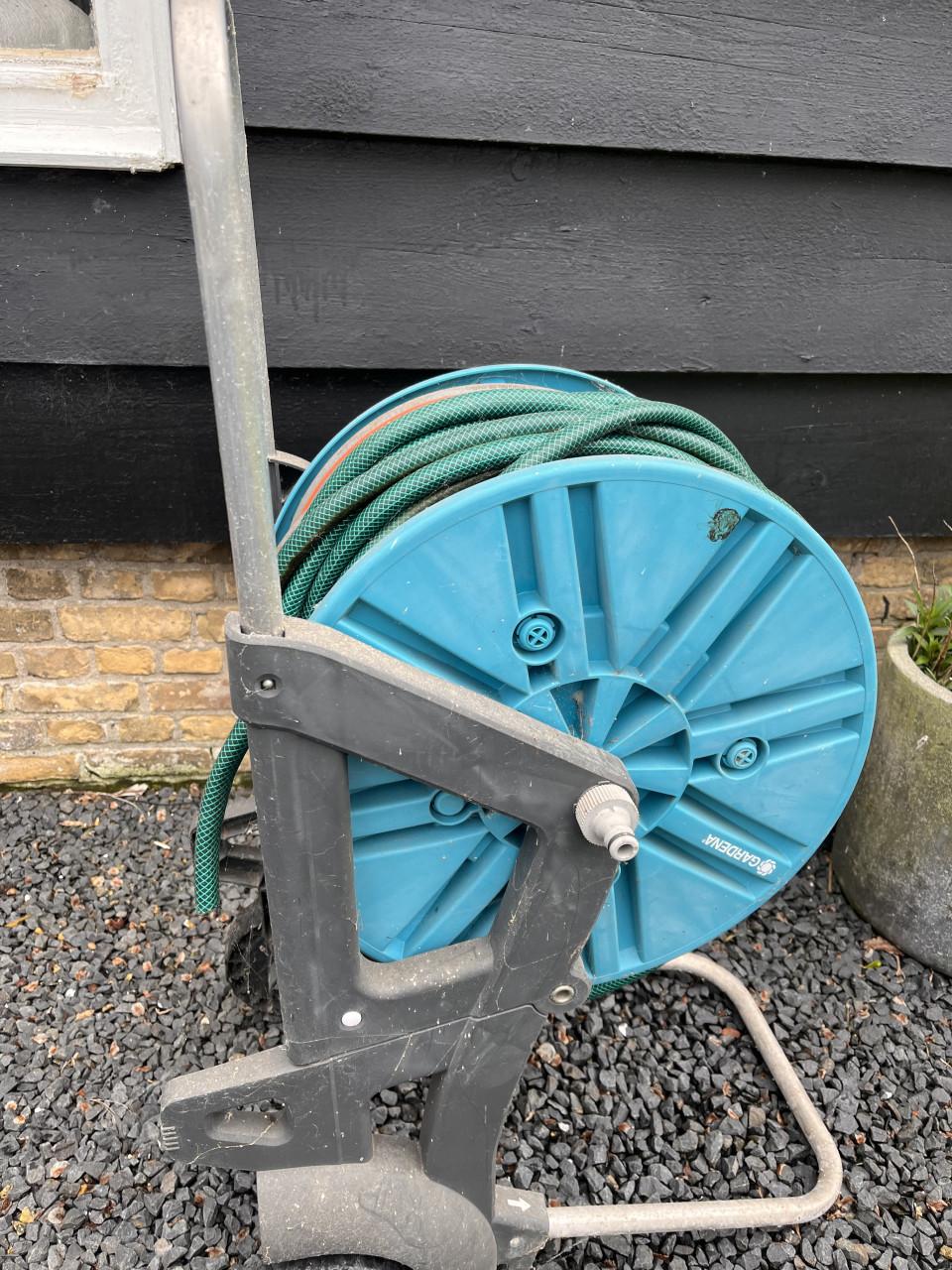 Gardena Tuinslanghaspel met slang - Gebruikt