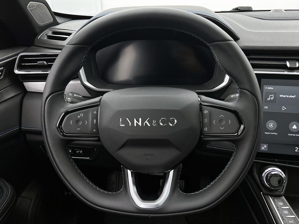 Lynk & Co 01 1.5 | panoramadak | 360 camera | apple carplay/android auto | 