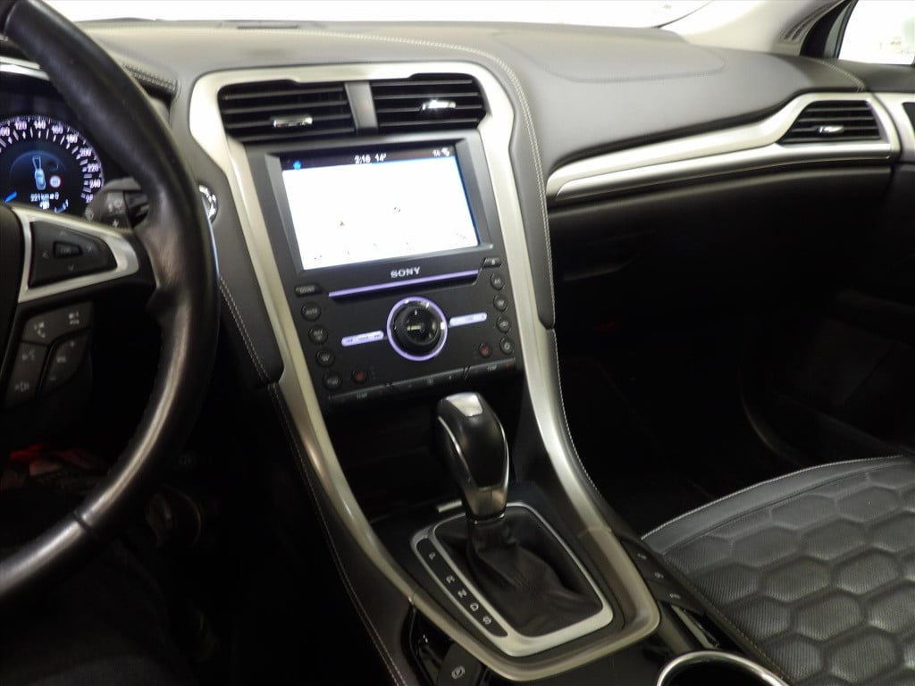 Ford Mondeo vignale 2.0 ecoboost 203pk 5d automaat