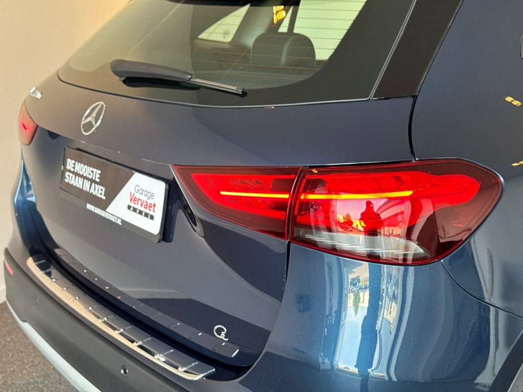 Mercedes-Benz Gla-klasse 180 business solution