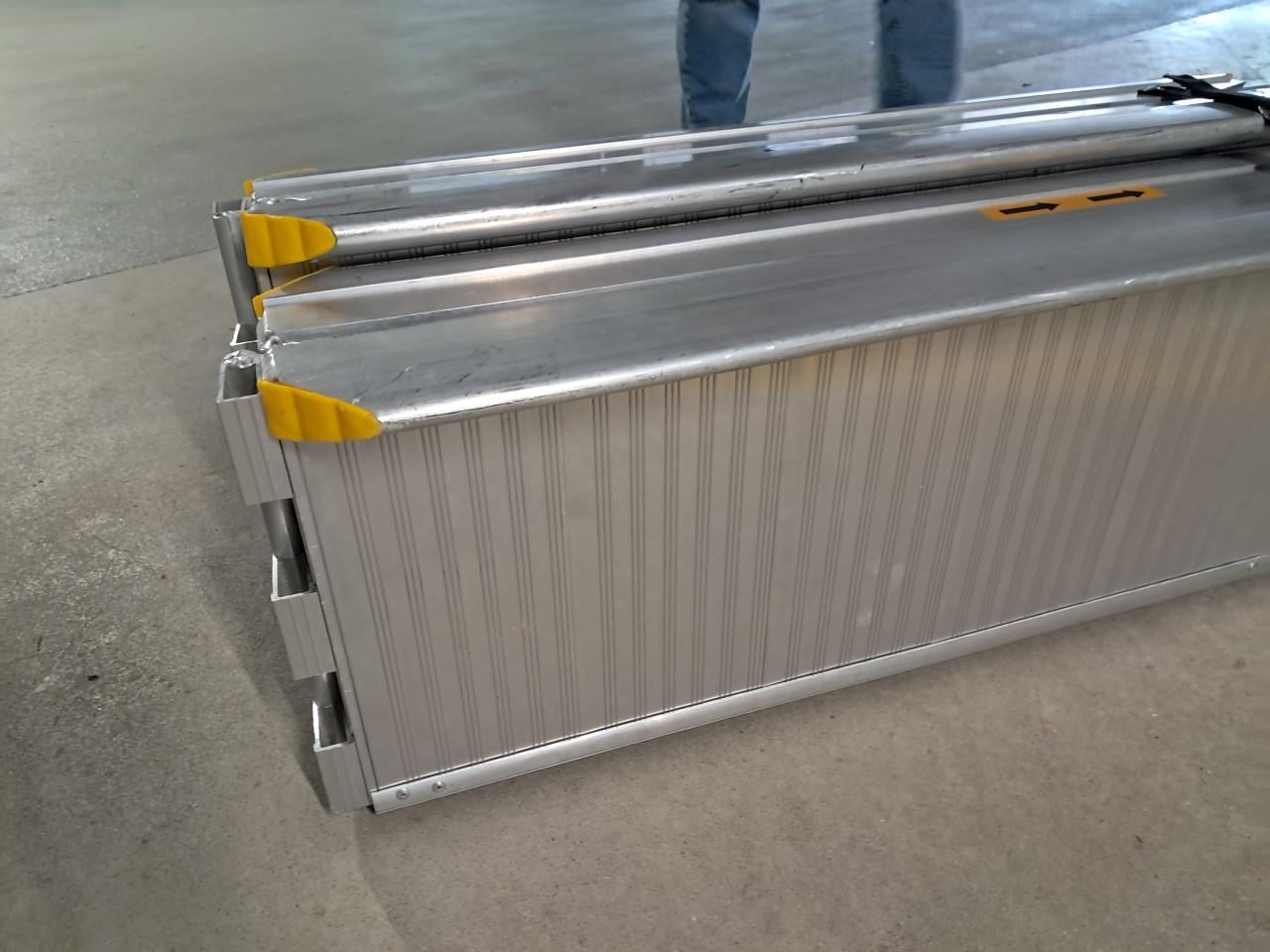 Datona aluminiumrijplaat extra breed voor oa. scootmobiel