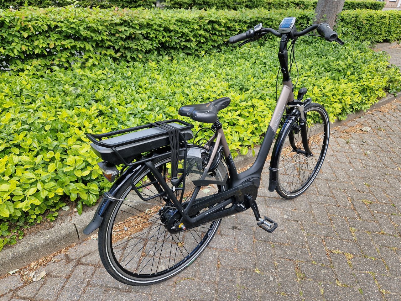 Schitterende Gazelle Orange met Bosch middenmotor