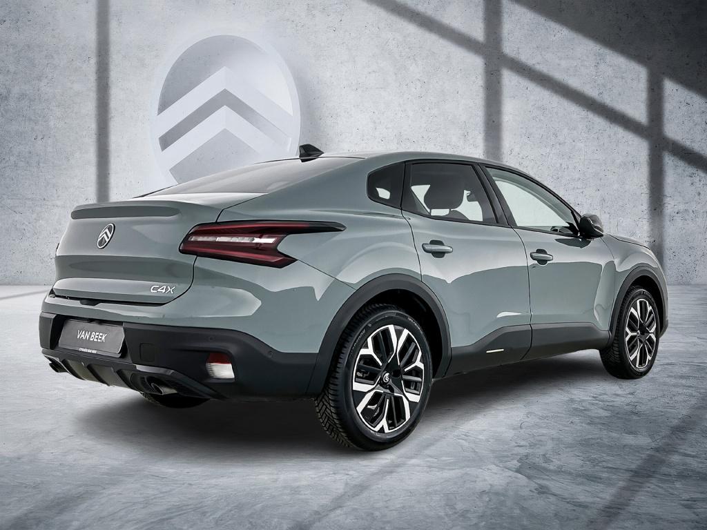 Citroen C4 X hybrid 145pk automaat max | trekhaak | all season banden |