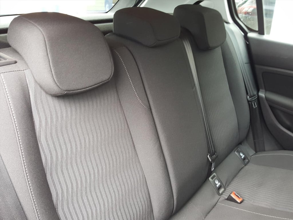 Peugeot 308 1.2 e-thp 110pk blue lease premium | navigatie | bt | cruise & 