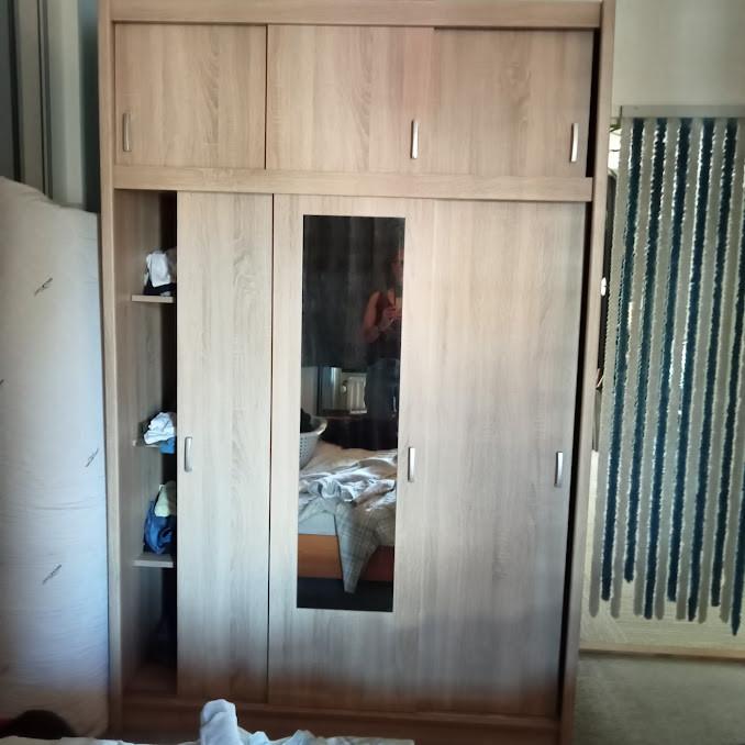 Kleding/dekens/kussens-kast