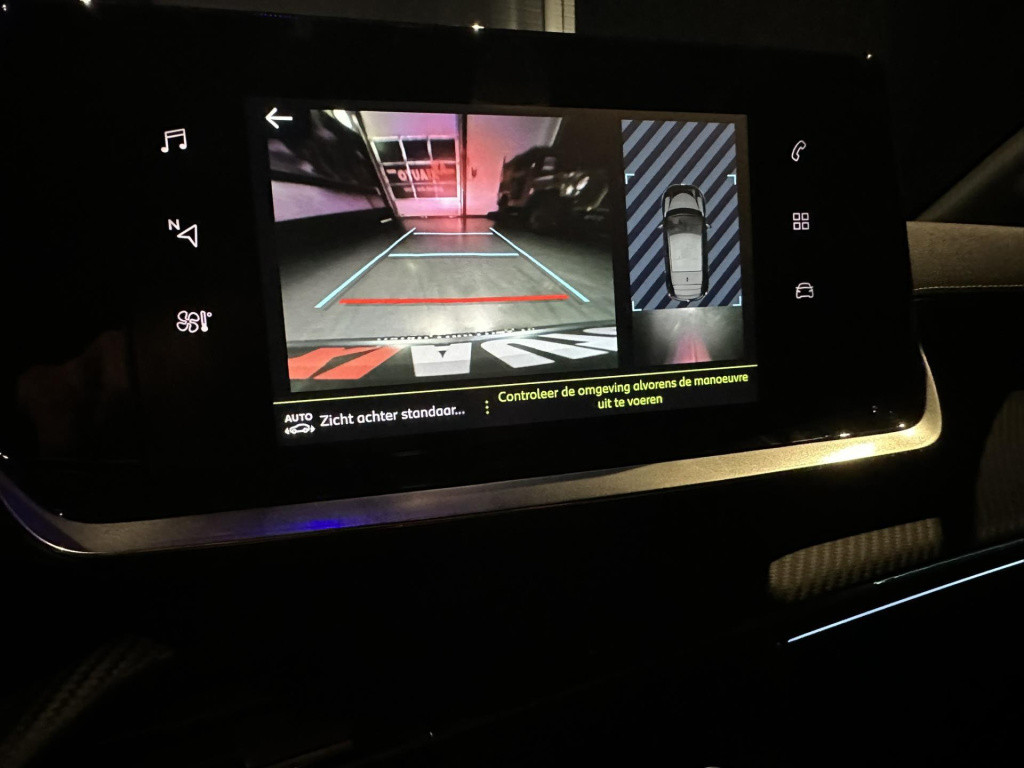 Peugeot 208 1.2 puretech 100 gt *appconnect*camera*