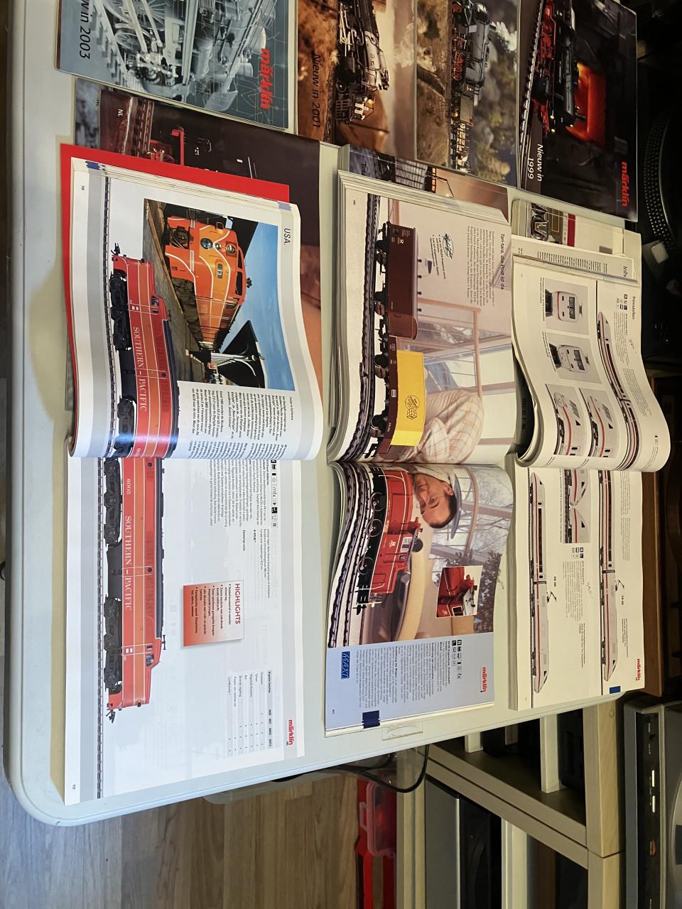 Verzameling Märklin jaarboeken exportfolders gleisanlagen