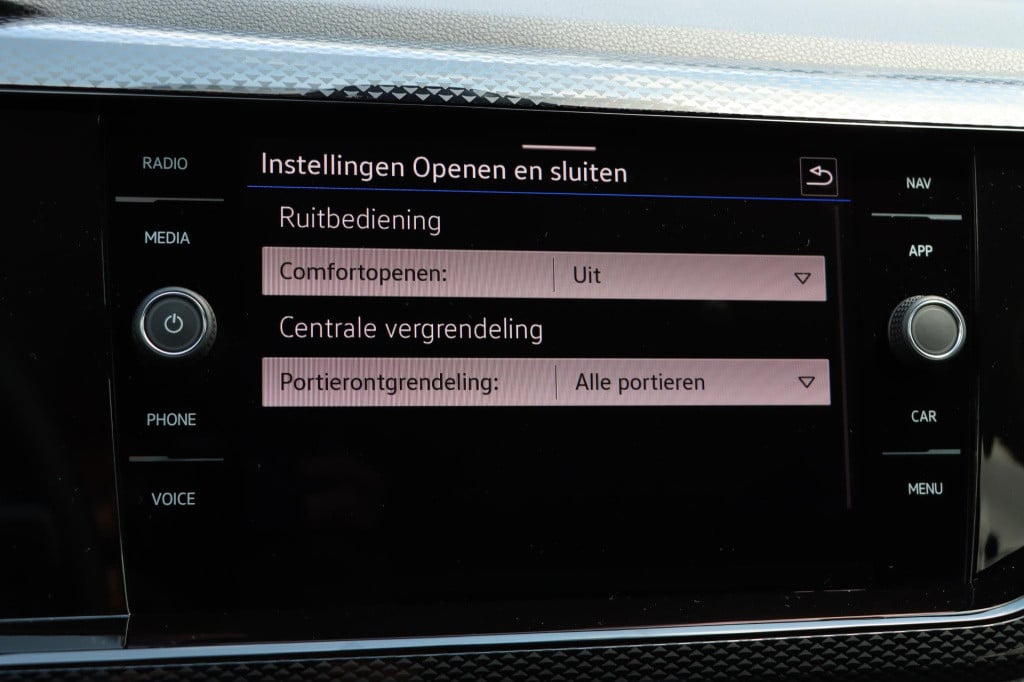 Volkswagen Polo 1.0 tsi life edition dsg7