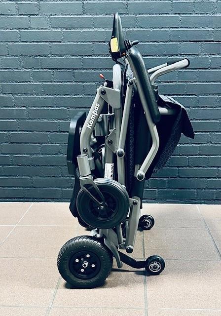Opvouwbare elektrische rolstoel