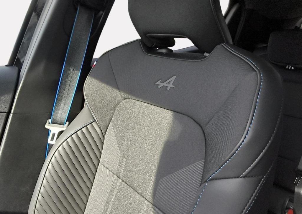 Renault Clio 1.6 e-tech full hybrid 145 esprit alpine demo