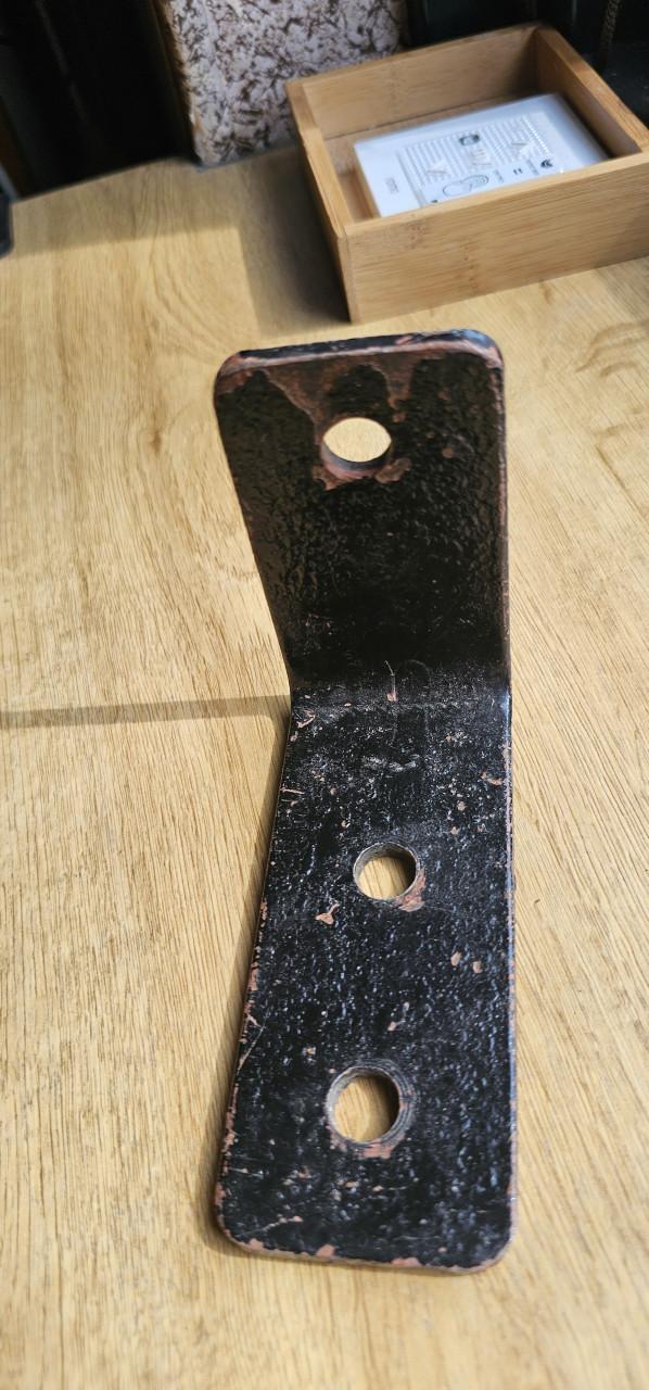 Ijzeren  beugel voor hangslot afsluiting