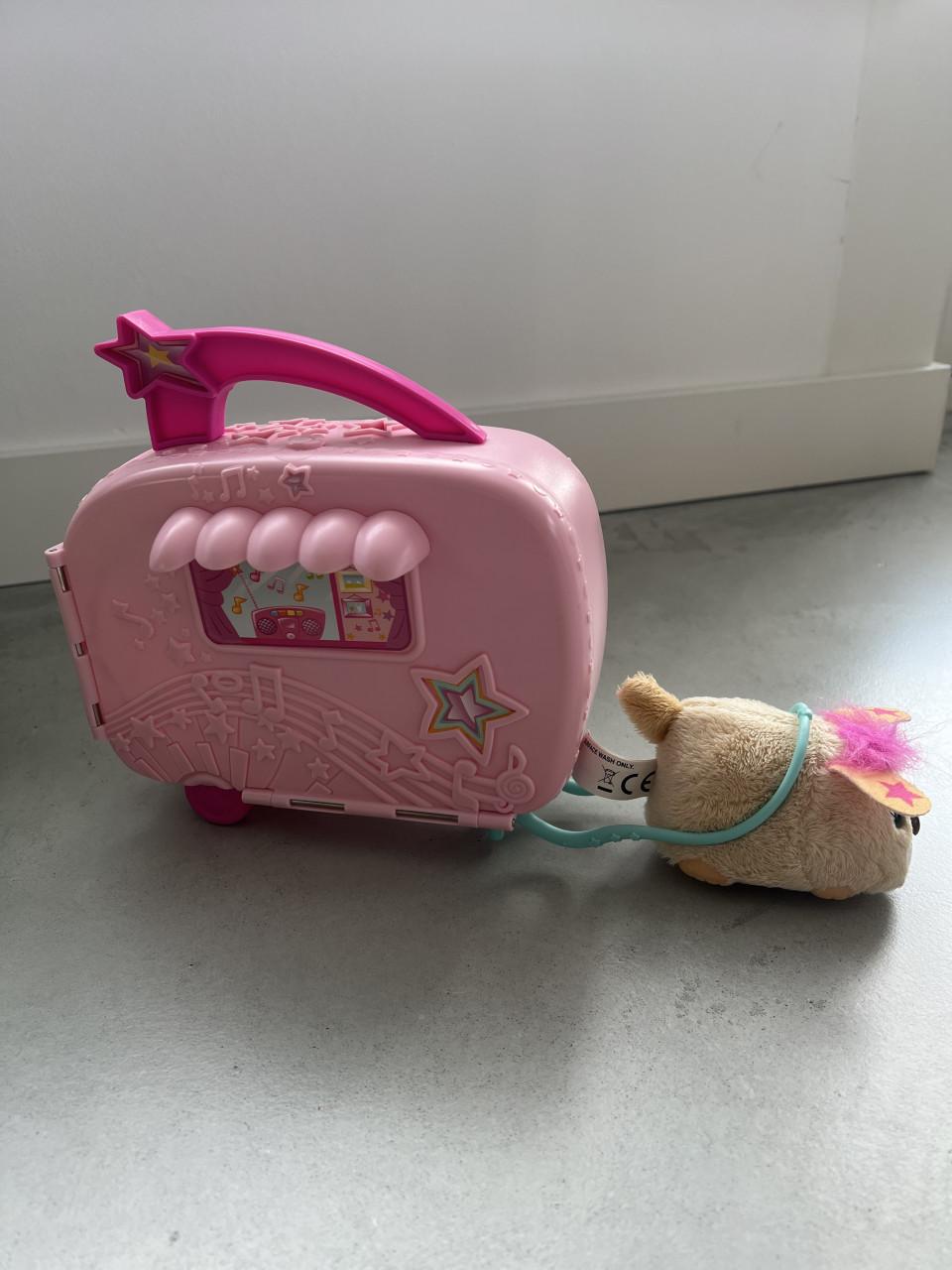 Te koop: Hasbro Furry Fernzies speelstad + Accesoires