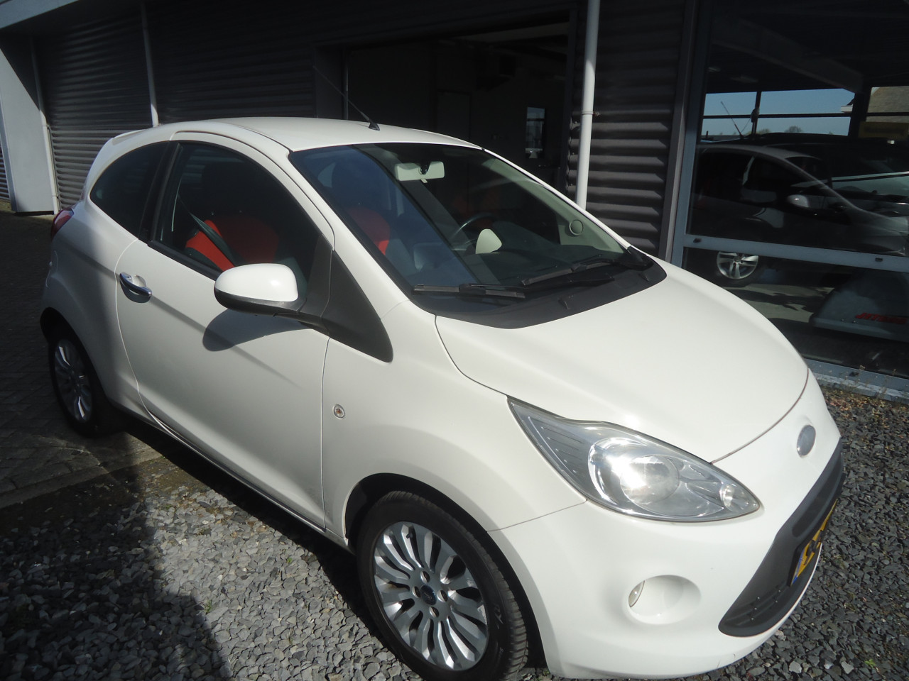 FORD KA 1.2 3DRS TITANIUM