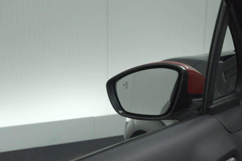 Citroen C3 puretech 110 eat6 business | trekhaak | camera | dodehoekdetecti