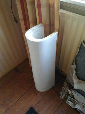 Gratis af te halen : Zuil voor wastafel