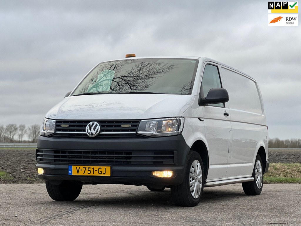 Volkswagen Transporter 2.0 tdi l2h1//kastinrichting//nap//euro6