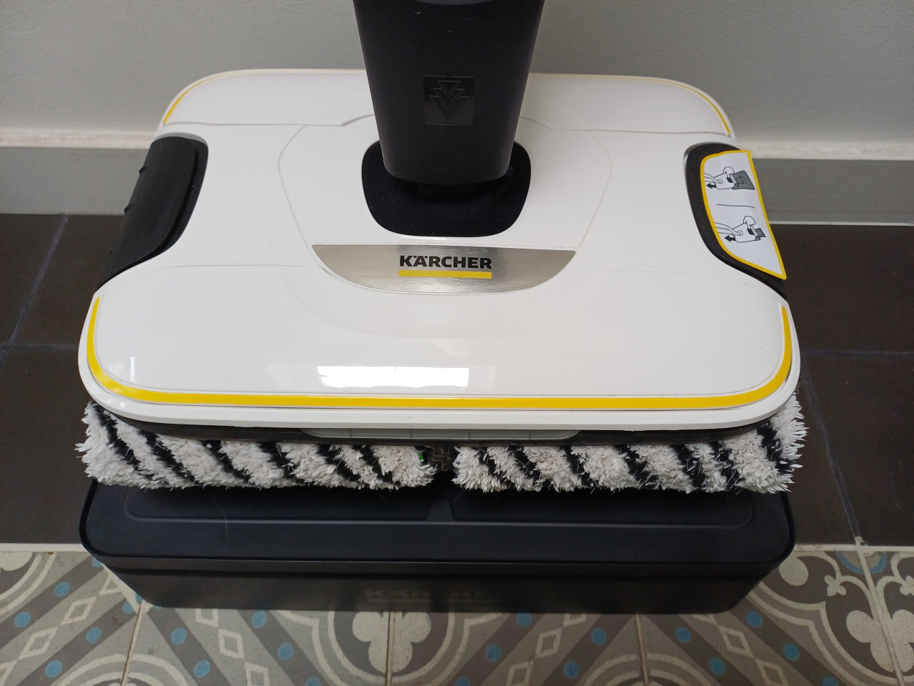 Als NIEUW: karcher fc7 cordless - stofzuiger + dweil in 1 !!