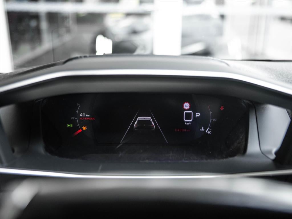 Peugeot 208 1.2 puretech 130pk gt automaat