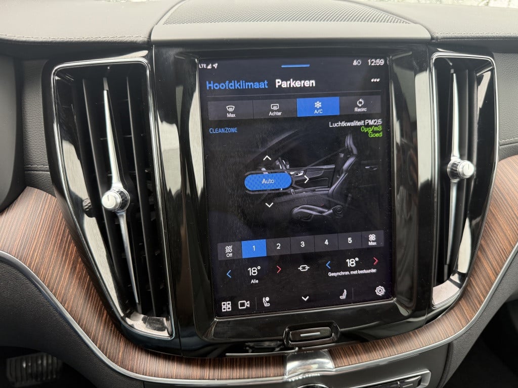 Volvo XC60 t8 455pk recharge inscription| full options !!