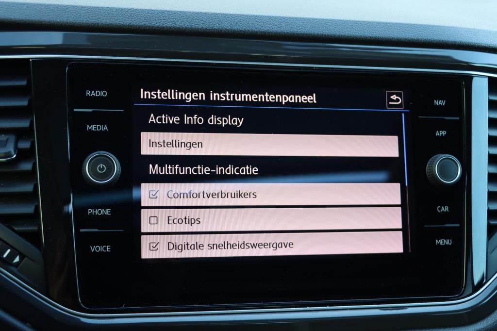 Volkswagen T-roc 1.5 tsi sport