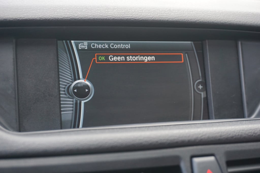 BMW X1 xdrive28i executive automaat - climate / navi / cruise / leder / ele