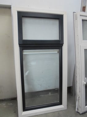 Twee Nieuwe draaikiep ramen met bovenlicht te koop
