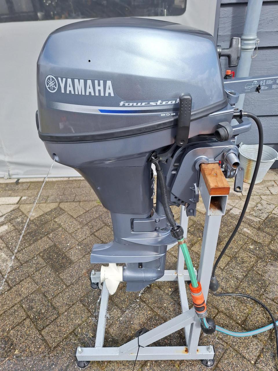 Yamaha 8 pk
