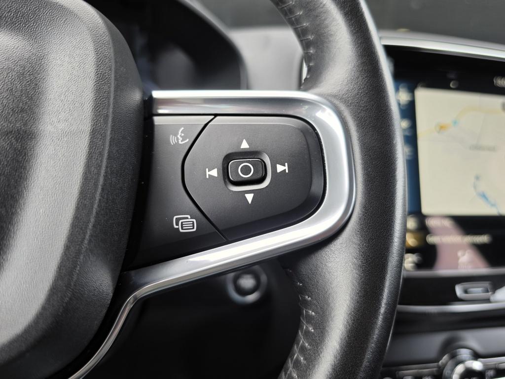 Volvo XC40 t5 inscription expression recharge hybrid | led | airco | trekha
